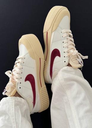 Кроссовки nike