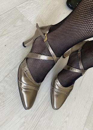 Туфли для танцев