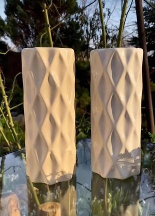 Порцелянова ваза для квітів в білому кольорі фарфор