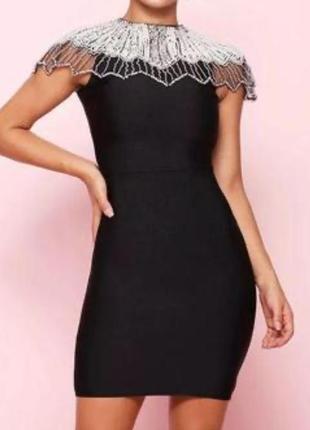 Вечернее бандажное платье