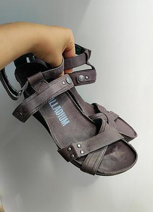Босоножки кожа женские palladium