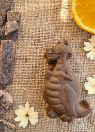 «брауни с нероли» натуральное мыло, с нуля.  динозавр, тираннозавр. ручная работа. нероли и шоколад.1 фото