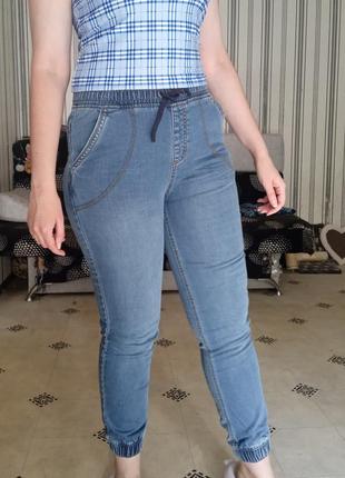 Новые с биркой синие джинсы джоггеры в спортивном стиле (хлопок) yigga2 фото