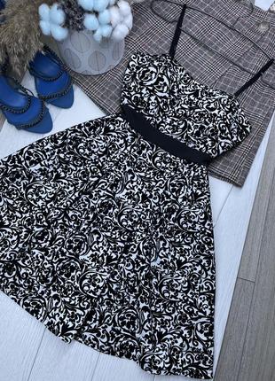 Бархатное платье xs платье клеш короткое платье с чашечками