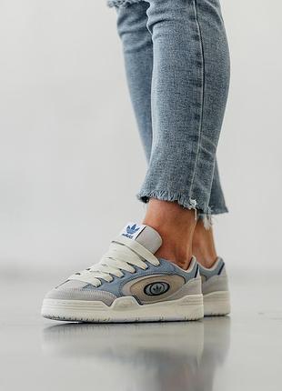 Женские кроссовки адидас ади 2000 / adidas youth adi 2000x