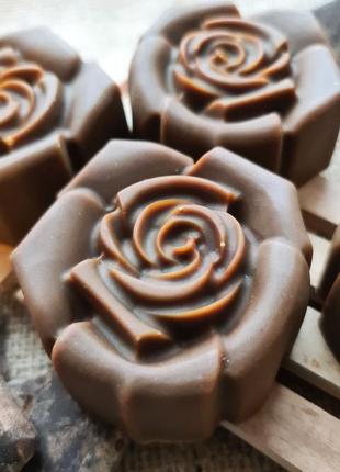 «ванільний брауні» натуральне мило, з нуля. троянда. ручна робота. ваніль та шоколад.1 фото