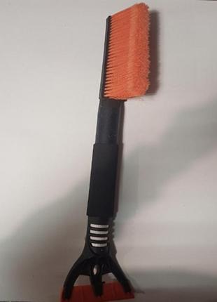 Автомобильная щетка