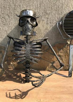 Кованый бра ручной работы в индустриальном стиле