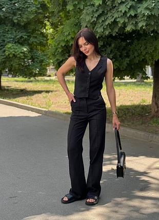 Элегантный женский деловой костюм классический комплект жилет и брюки с строчками из льна летний легкий