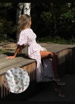 Сукня міді з розрізом в квітковий принт