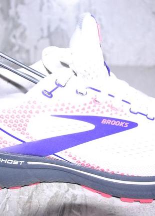 Brooks спорт кроссовки 39 размер