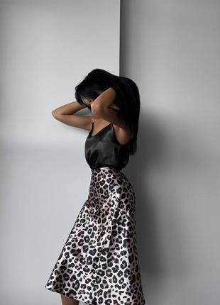 Женский стильный костюм с леопардовой юбкой/женский летний костюм с принтом лео