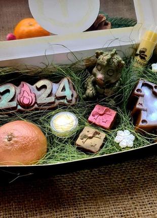 Подарочный набор «6». подарок на новый год 2024. рождество. натуральная косметика, с 0. дракон.1 фото