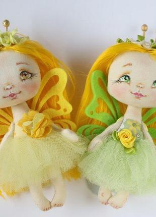 Красивая сувенирная кукла бабочка с желтыми волосами2 фото