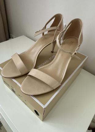 Босоножки michael kors (новые)