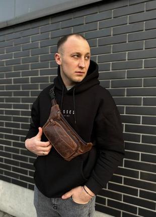 Мужская кожаная сумка-бананка на пояс st leather a27f-427-7a коричневая