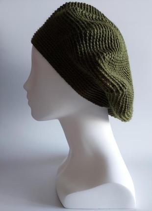 М'який жіночий берет в'язаний гачком з вовни, зелена хакі шапка ручної роботи на весну, осінь3 фото