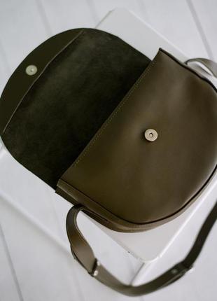 Элегантная женская полукруглая сумка ручной работы из натуральной кожи цвета хаки8 фото