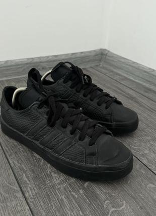 Кросівки adidas