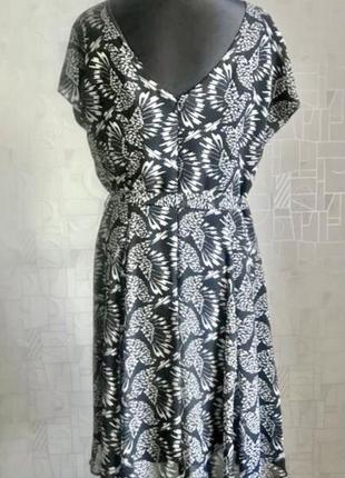 Ефектна сукня 2