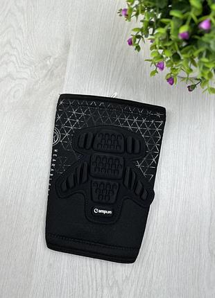 Наколінник крутезний