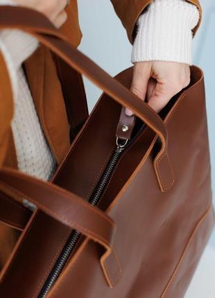 Вместительная женская сумка шоппер коньячного цвета из натуральной полуматовой кожи4 фото