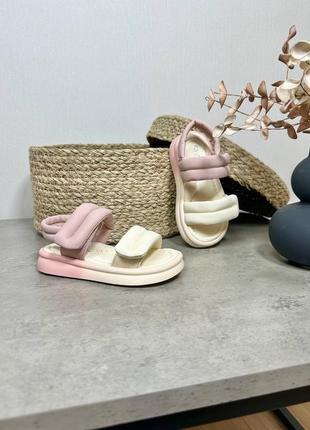 Мега стильні босоніжки  для дівчаток