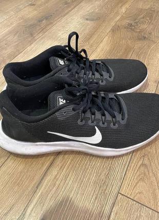 Кроссовки nike
