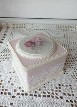 Шкатулка "шик"