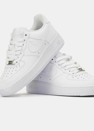 Кроссовки nike air force classic white low1 фото