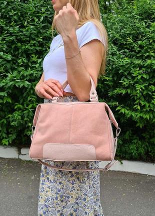 Красива рожева жіноча сумка з натуральної замши та шкіри жіноча пудрового кольору