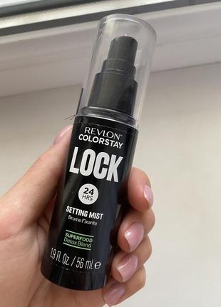 Фіксатор для макіяжу revlon colorstay setting mist