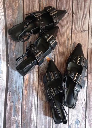 Трендовые босоножки с ремешками 23,5см