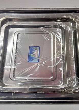 Металлический поднос размером 32x22 см