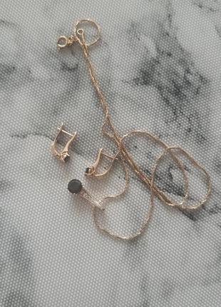 Кулон и серьги из медицинского золота, новые