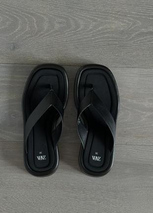 Вʼєтнамки zara