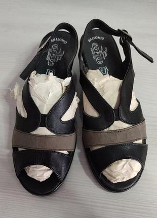 Босоножки fly flot италия