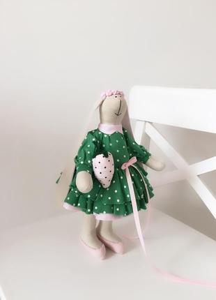Летняя зайка тильда в зеленом платье подарок декор дома6 фото