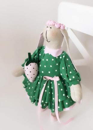 Летняя зайка тильда в зеленом платье подарок декор дома2 фото