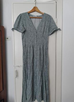 Сукня в квіти cropp