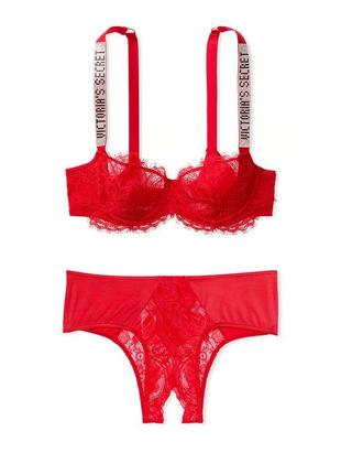 Комплект белья с кружевом и стразами victoria's secret