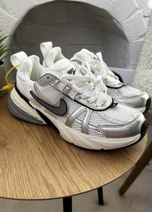 Кросівки в стилі найки з order v2k run nike
