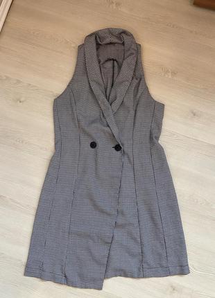 Актуальное платье жакет, безрукавка, принт гусиная лапка, стильная, модная, трендовая