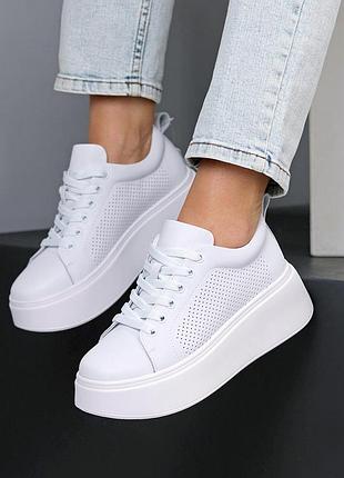 Кожаные женские кеды