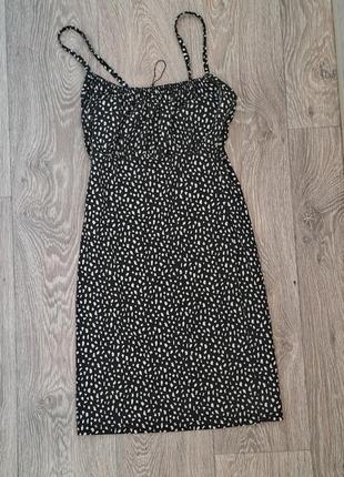 Платье мини prettylittlething