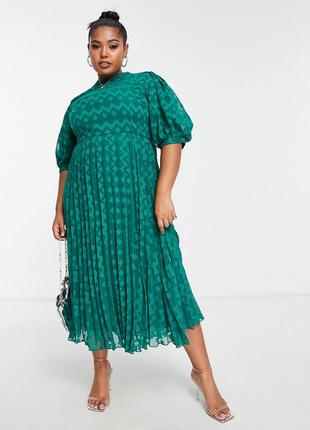 Нереально красиве плаття міді