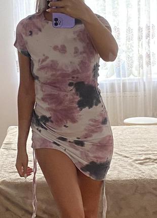 Платье с затяжками