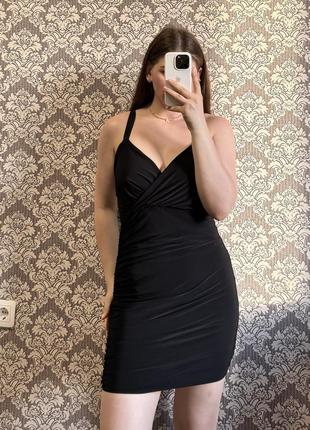 Нова сукня boohoo
