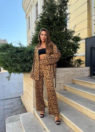 Шикарний костюм з кімоно