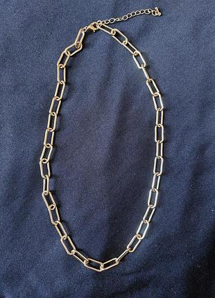 Стильний ланцюжок на шию